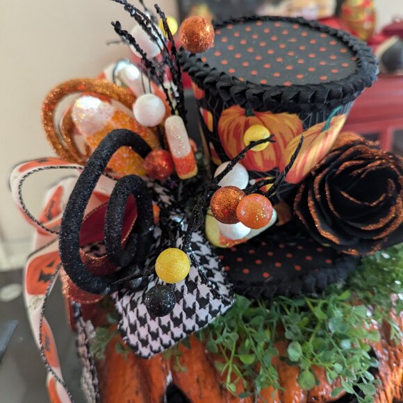 Holiday flower arrangement with realistic pumkin - Picture 3 of 3